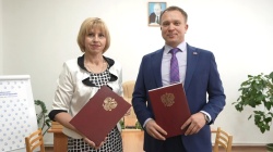 Подписано Соглашение о сотрудничестве между ЧЕЛЯБИНСКИМ ЭНЕРГЕТИЧЕСКИМ КОЛЛЕДЖЕМ и заводом электрооборудования ИНЕСК